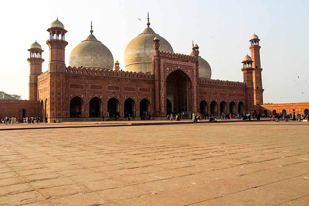 Badshahi Mosque - AtlasIslamica